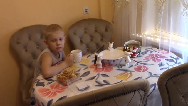 МОЙ СЕКРЕТ УГОВОРОВ МУЖА / КОСМЕТИКА ОТ ПРЫЩЕЙ КОТОРУЮ ХВАЛЯТ /ОПЯТЬ ЗА ПРОДУКТАМИ/ВЫБИРАЕМ КУРТКУ