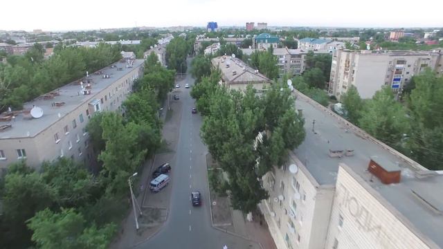 Уральск. Вдоль по улице Сурова.