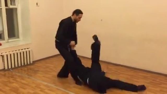 Ниндзюцу. Самозащита. Болевой.