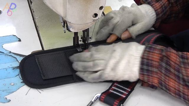 Процесс производства альпинистской страховки.