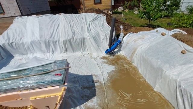 Засыпка песком кессон , погреб .
