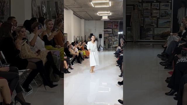 Дизайнер Елена Головина . Показ коллекции одежды весна/лето 2024