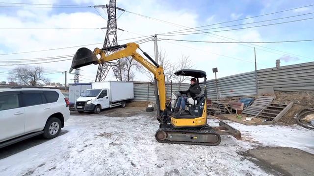 HITACHI ZX30U-5A из Японии