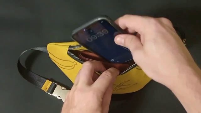 Видеообзор поясной сумки "Banana"
