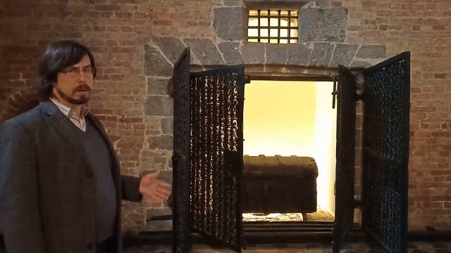 Казна в башне Брюгге/Treasury in the tower in Bruges