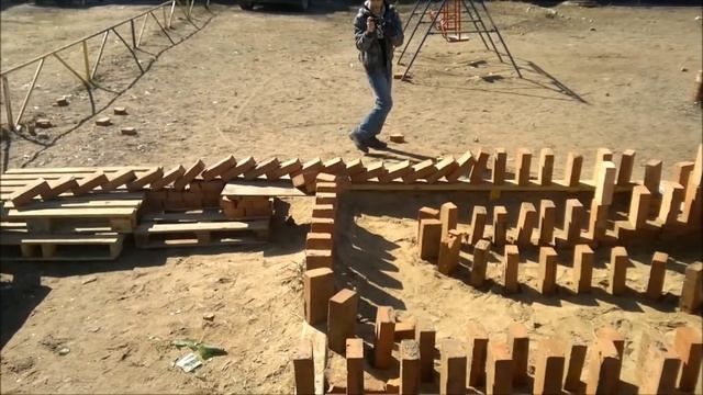 Принцип домино из кирпичей(часть 2)