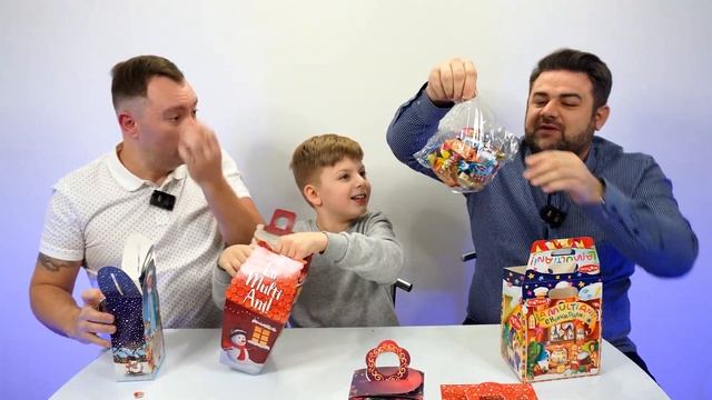 Новогодние наборы конфет. Что купить ребёнку?