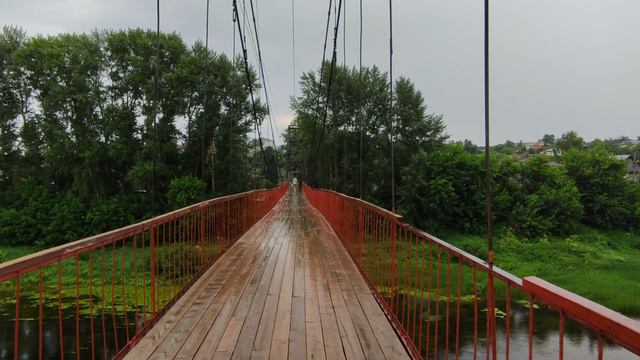 Пешеходный подвесной мост в Кунгуре.