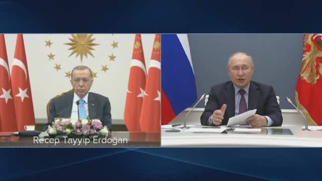 В. Путин заявил о договоренности между Россией и Турцией об увеличении туристических авиаперевозок