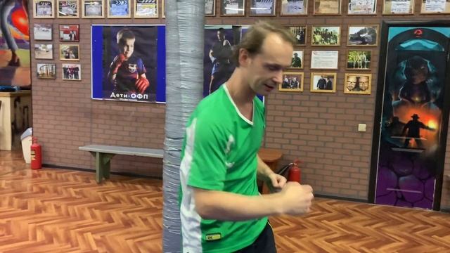 Длинный перекат вперёд