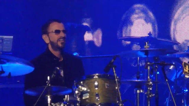 Paul McCartney with Ringo Starr  Ronnie Wood Play  GET BACK  Live at O2 Arena London 16.Dec.201