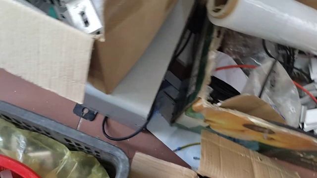 Hàng Mới Về Luxpower SNA5000 & Deye Sun 5K SUN-5K-SG03LP1-EU