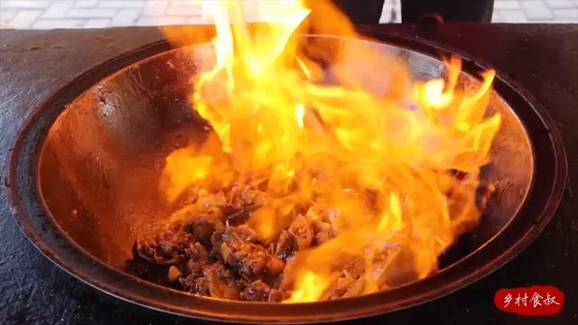 TURTLE and INTESTINE Cooked in One Pot, so Yummy and Tasty | Uncle Rural Gourmet