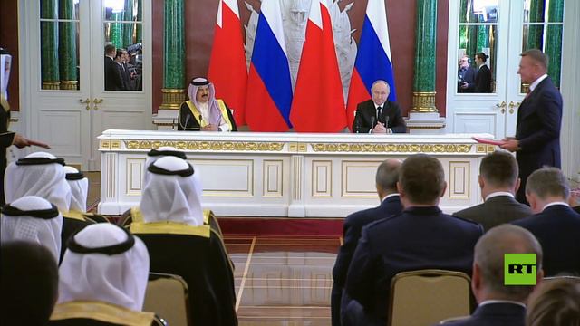 مراسم توقيع اتفاقيات بين موسكو والمنامة