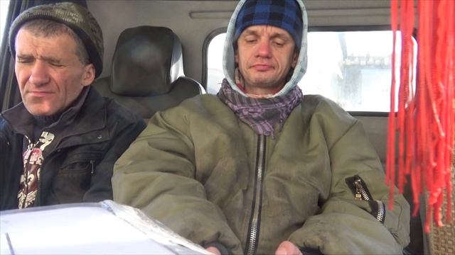 мукбанг обжор на работе серёга мусорщик суп гороховый плов и корень лотоса