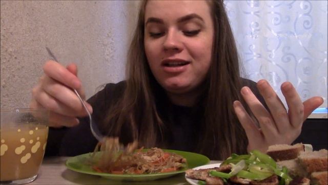 МУКБАНГ| WOK со свининой ,жареное мясо с овощами/ не ASMR