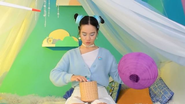 फायर गर्ल, वॉटर गर्ल, एयर गर्ल और अर्थ गर्ल! कॉलेज में चार एलिमेंट्स