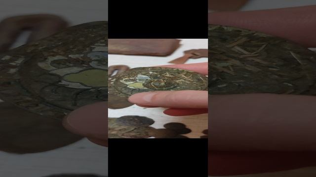 От чего это?