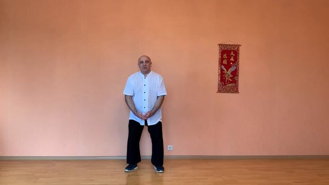 1в   Форма №1  Поддержание неба сплетенными пальцами