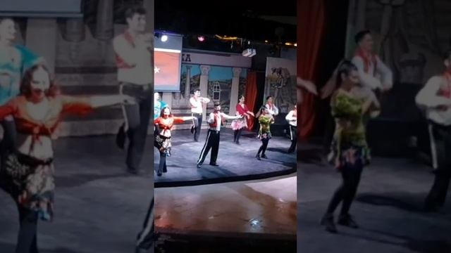 Концертная выступления в отеле.