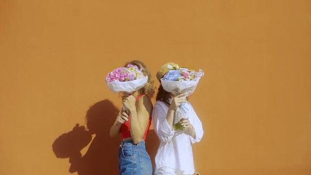 Имиджевые видео для цветочного салона Why Not? Flower Bar
