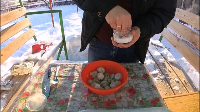 Куриные крылышки и шампиньоны в соусе.mp4