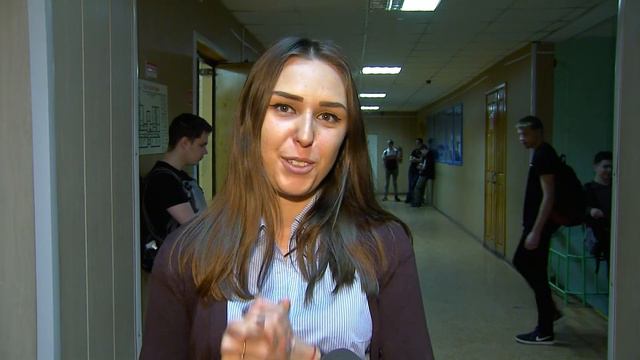 День учителя в Серовском металлургическом техникуме по традиции отметили праздничным концертом