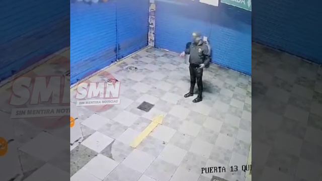 Охранник общается с призраком (видео из Перу)