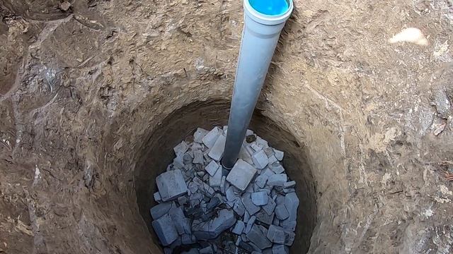 ДРЕНАЖНЫЙ КОЛОДЕЦ ЛИВНЕПРИЕМНИК из отходов газобетона.