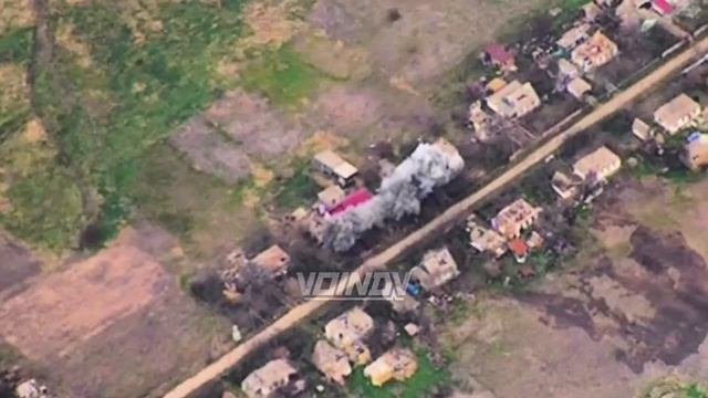 В населенном пункте Малиновка бойцы 11 армии при помощи ЛМУР Изделие-305 поразили ПВД противника.