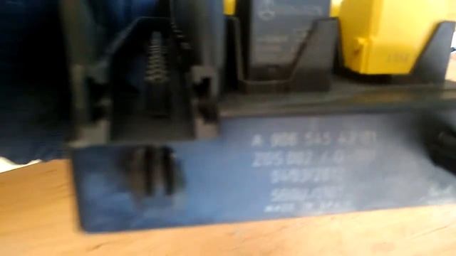 Блок предохранителей A9065454301 Мерседес Спринтер 906 2012