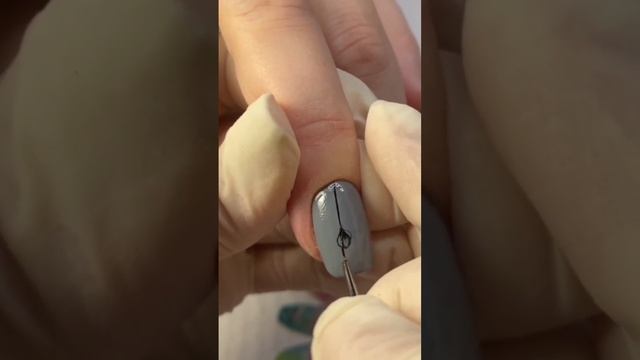 Мк покрытия гель лаком под кутикулу? элементарный рисунок гель краской?
