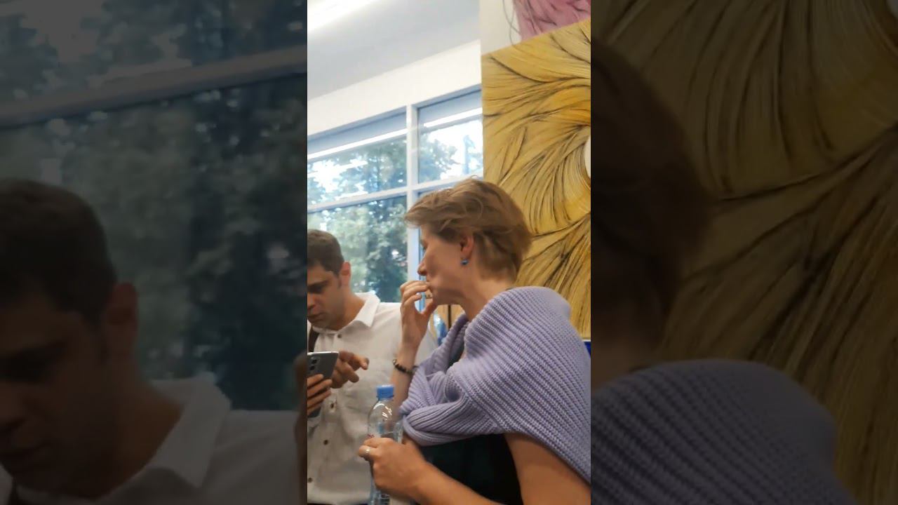 Выставка "Ух Ты" в галерее "ЗДЕСЬ на Таганке"