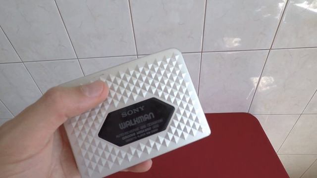 Кассетный плеер Sony Walkman WM-EX668