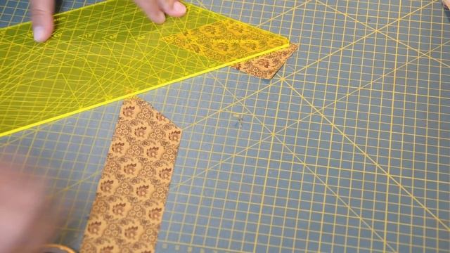 Patchwork Diamonds Block & Angle Tutorial LizaDecor.com