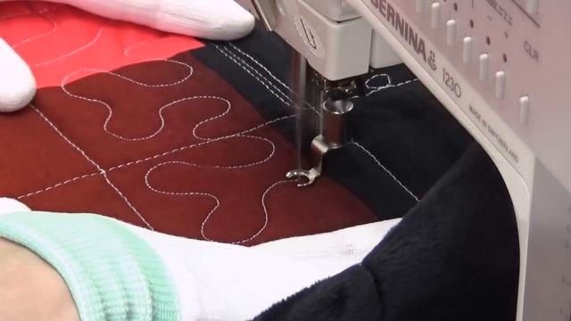 How to Quilt Stippling! Quilting on a Home Machine and Longarm Frame