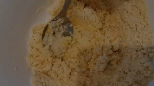 Пирог с вишней из песочного теста