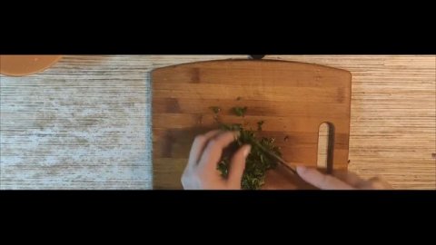 Салат из консервированной горбуши #СалатГорбуша #Рецепт