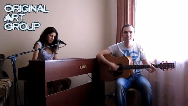 Талантливая девушка очень очень красивым и проникающим голосом!