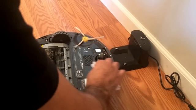 [SOLVED] Roomba not charging. Not docking. Quick fix.