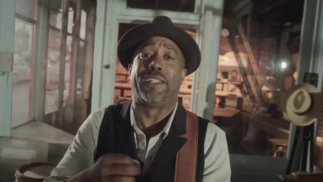 Darius Rucker - Wagon Wheel (Official Music Video)