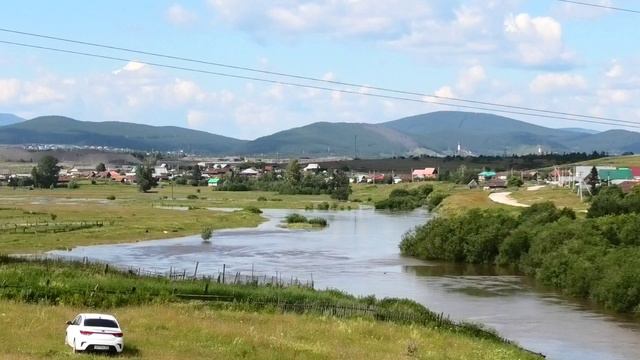 Река Белая после проливных дождей. Белорецк и Белорецкий  район. Башкортостан.