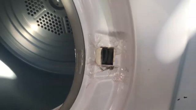 Indesit IDV75 - Broken Door Lock