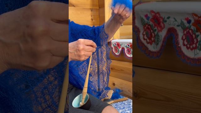 Как мы делаем пуховый платок цветным