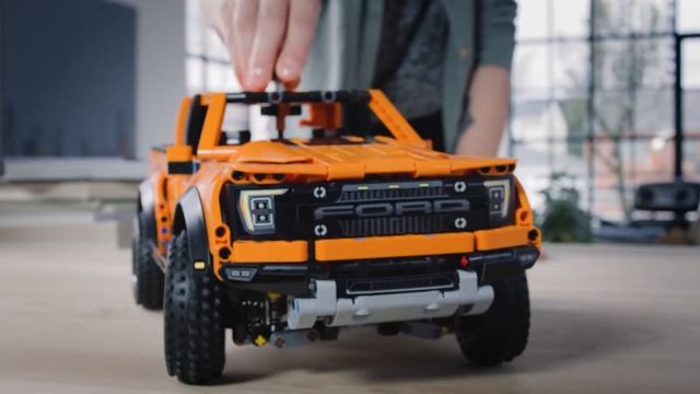 LEGO Technic Ford F-150 Raptor 42126