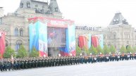 Начало Парада 9 мая, знамя Победы на Красной площади