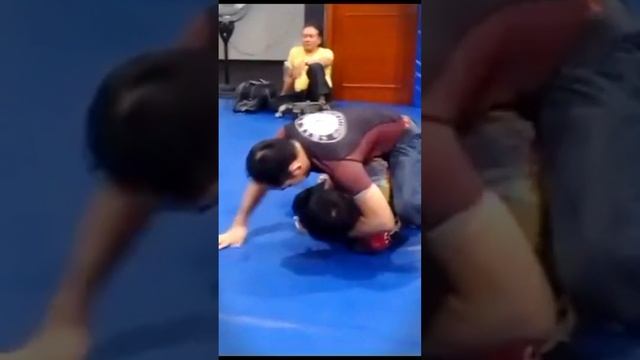 SPARRING NOGI BRAZILIAN JIU JITSU DI SHAKA BJJ ACADEMY SURABAYA