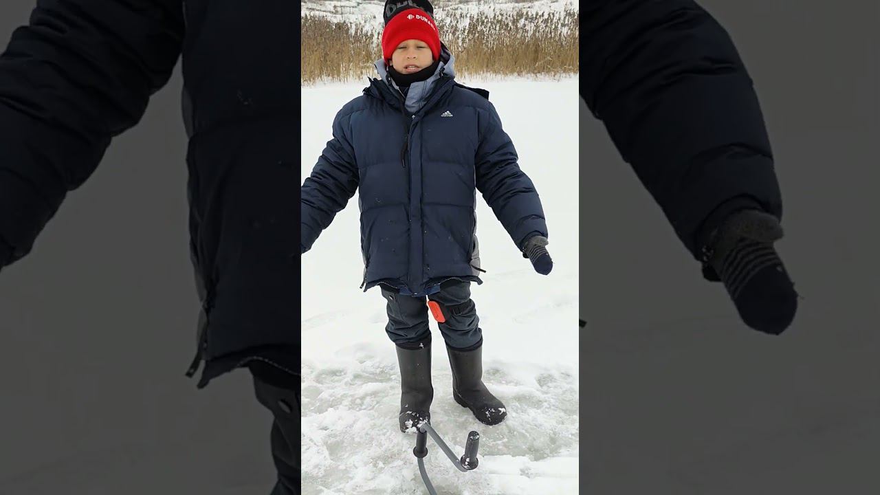 Что делать если шнек обледенел       #егоргришин #рыбалка #fish #fishing #viral #shortsvideo