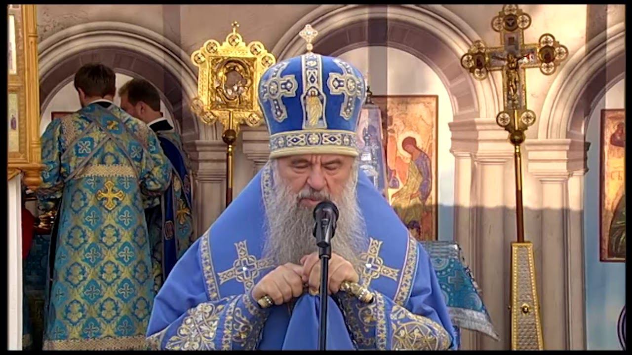 Престольный праздник в храме Тихвинской иконы Божией Матери на улице Софьи Ковалевской