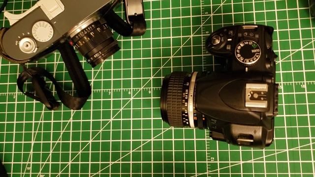 Nikon Nikkor 28mm na D3100